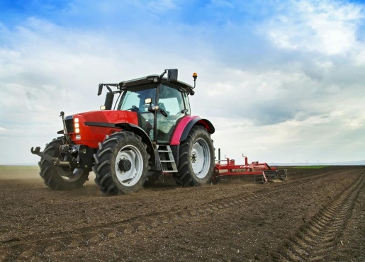 przygotowywanie-pola-pod-uprawy